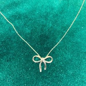 Beautiful Sterling Silver Bow Necklace
